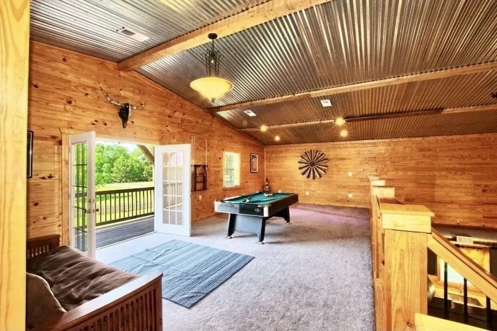 2nd floor loft has a full-size futon sofa sleeper and roll away bed. 