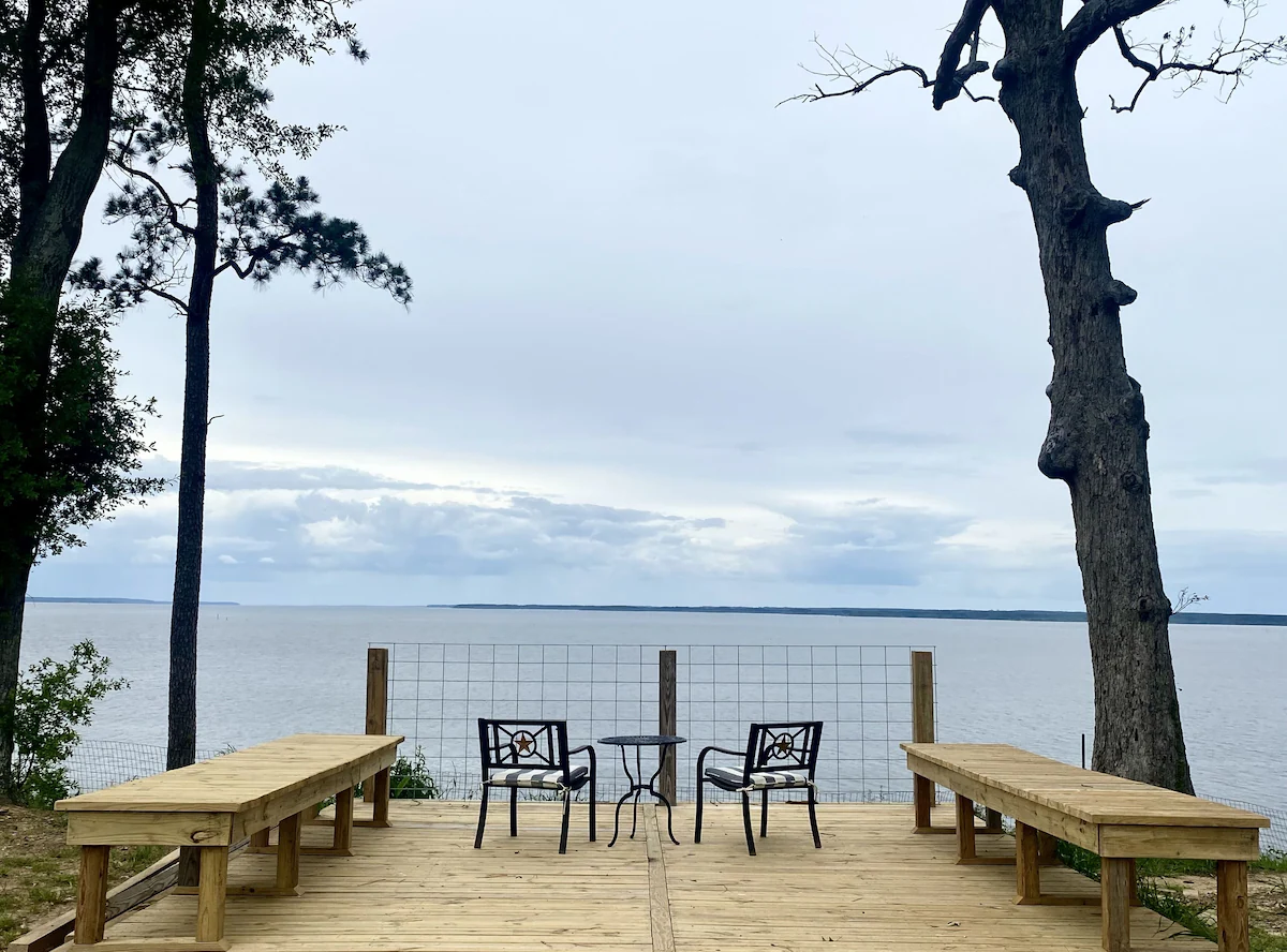 Relax and enjoy the panoramic view and local eagle flights!